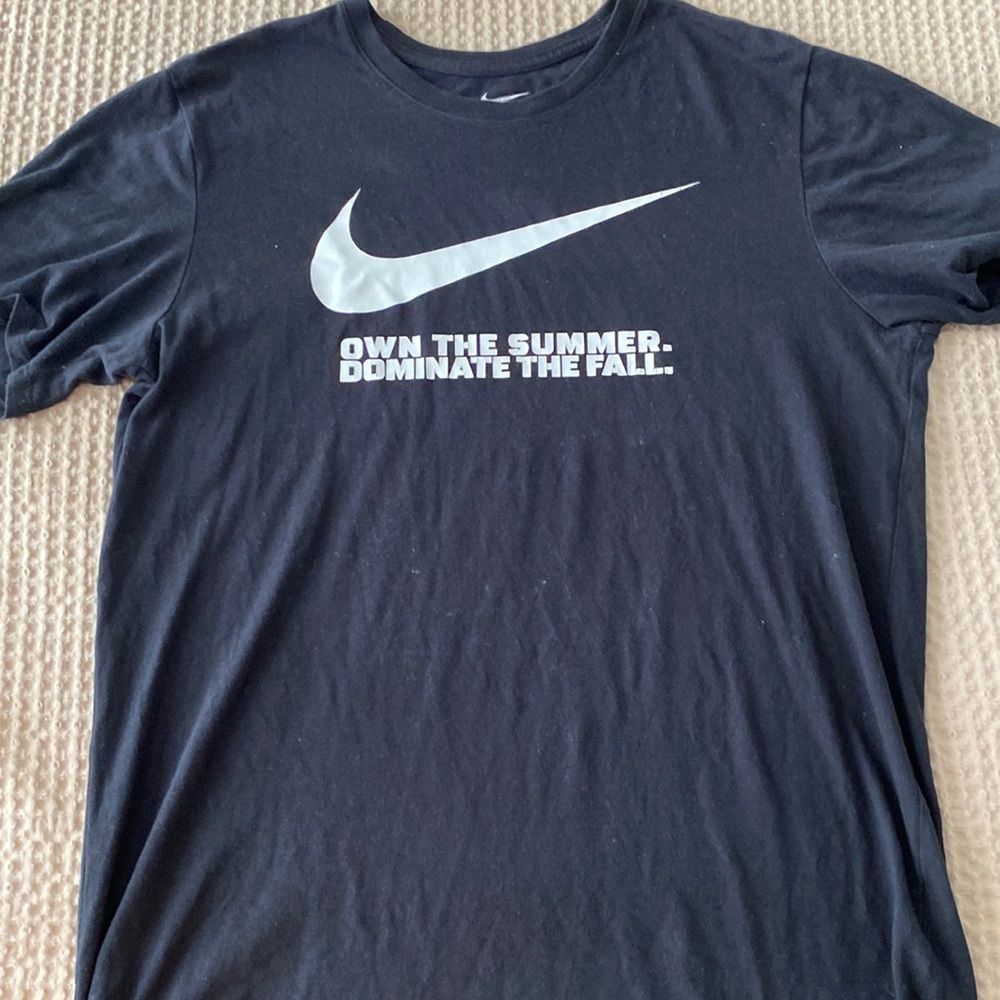 Men’s Large Nike Dri-Fit T-shirt